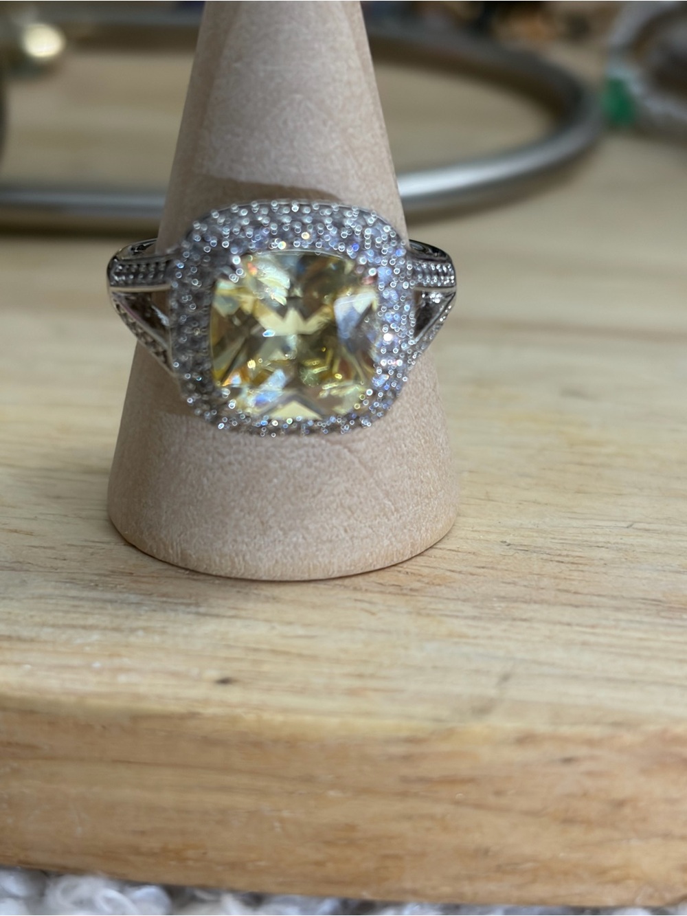 Bomb Party Ladies Silver Halo Ring with A Citrine Center Stone -Sz 9